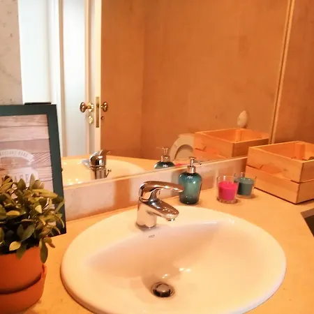 Camoes Square Chiado Apart Apartment